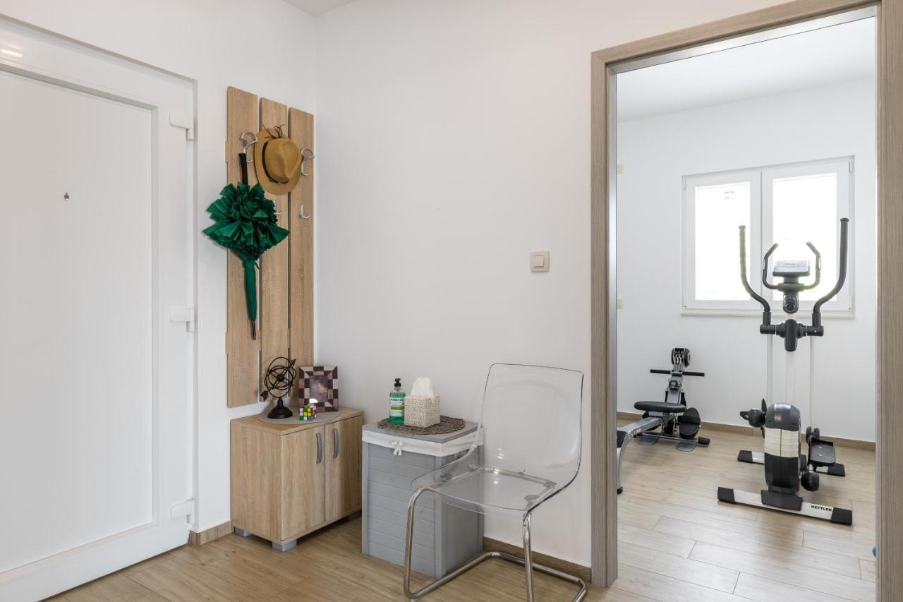 Luxurious Apartments Bona Fide Mimice Exterior foto